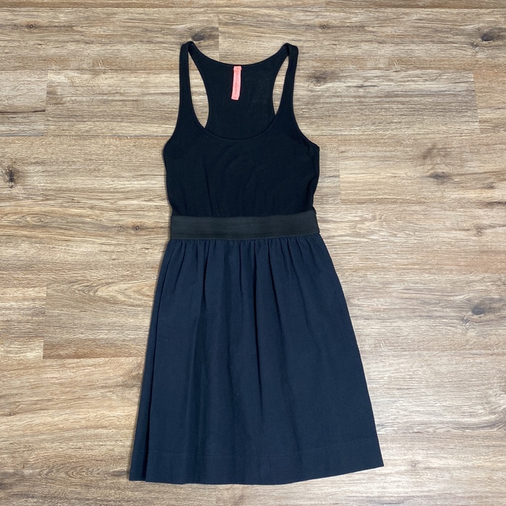 Eight Sixty Black Scoop Neck Dress Size Medium